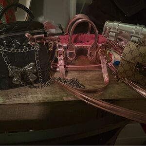 Black Quilted Bag with Chain and Bow